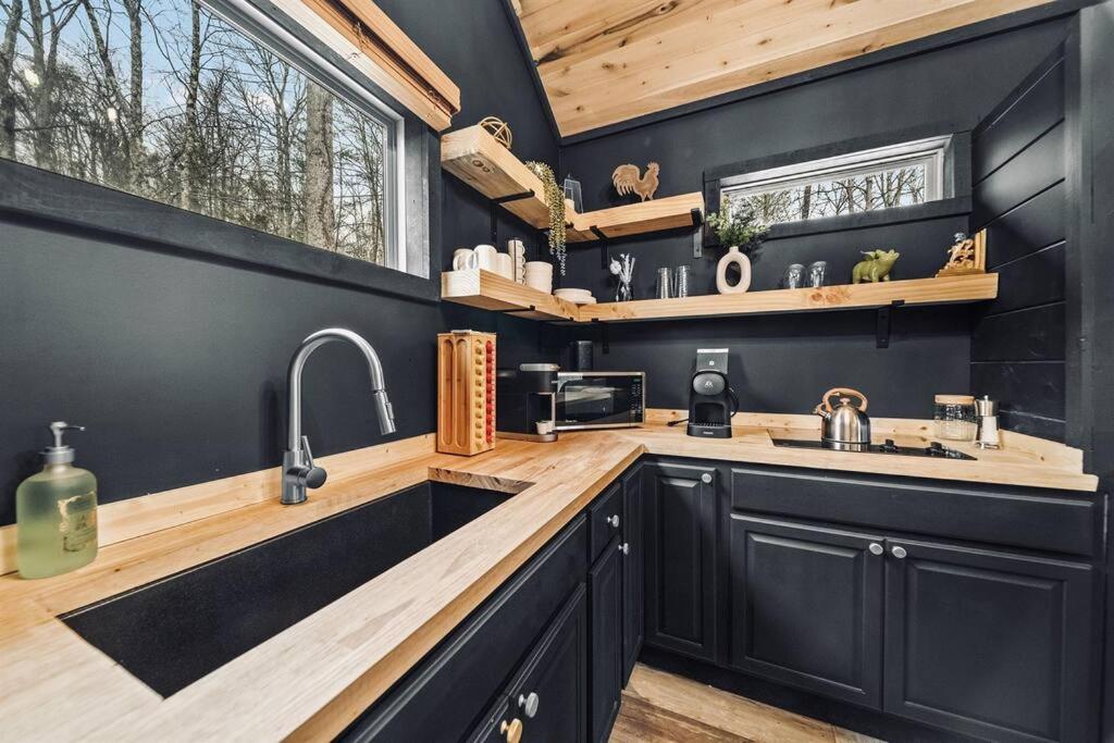 Honeymoon Couples Cabin Secluded, Hot Tub, Views Sevierville Esterno foto